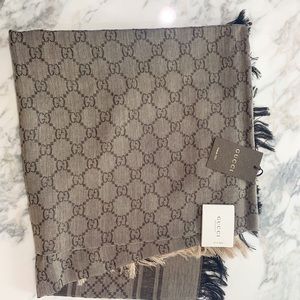 Gucci shawl